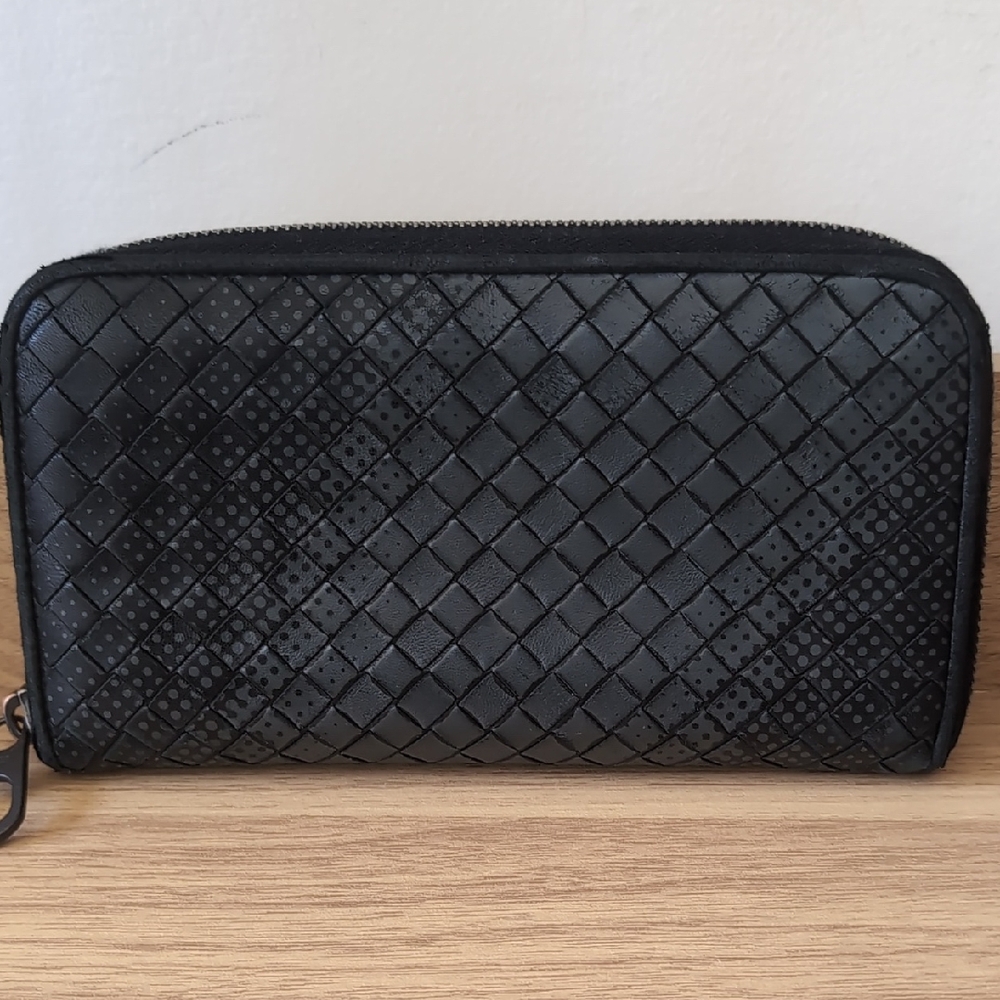 Bottega Veneta Intrecciato Round Wallet Dot Black/Grey Leather Long.
